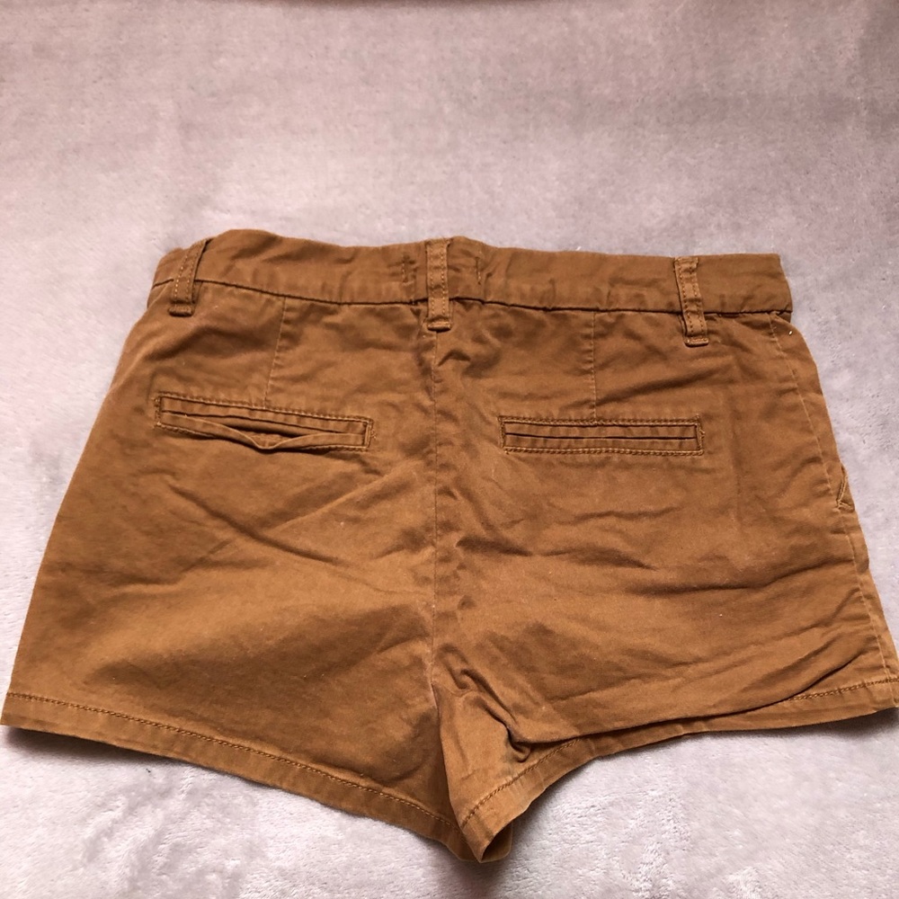 Shorts - Picture 3 of 3